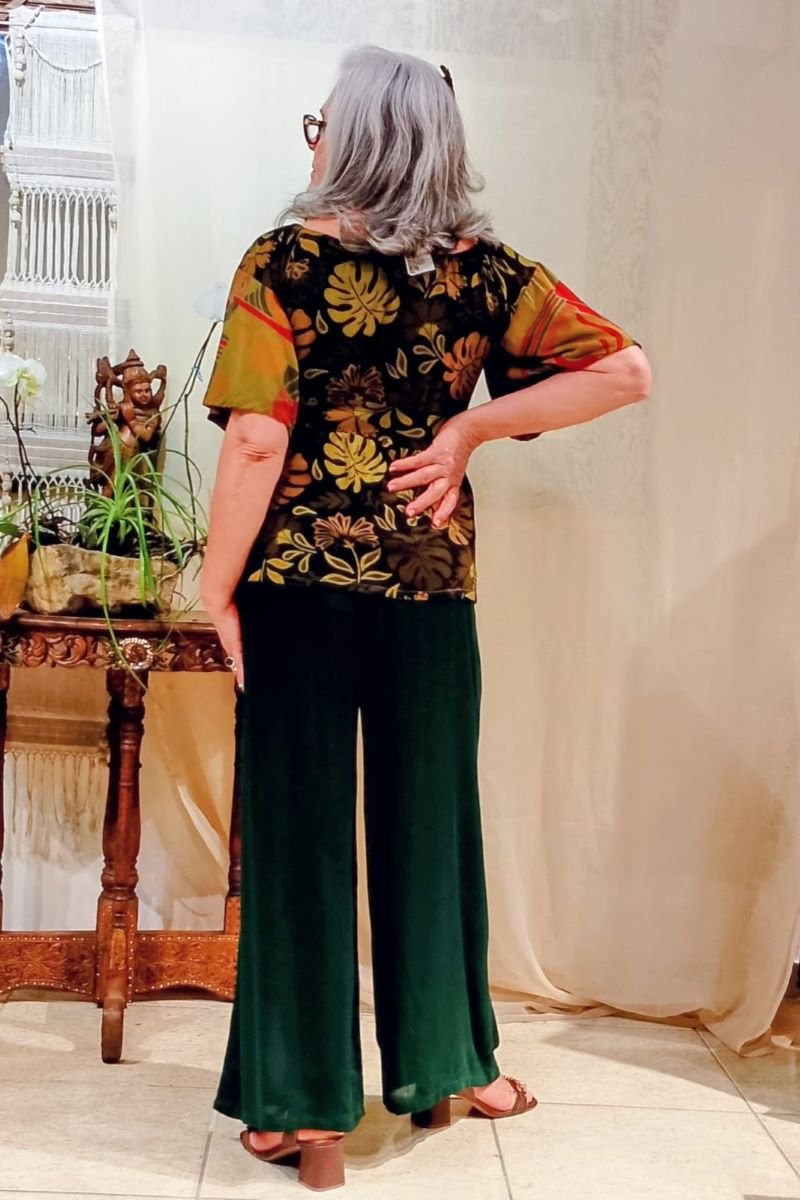 cropped com mangas curtas patchwork verde