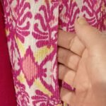 Vestido Longuete Chemisie com Spandex Estampa Ikat Pink e Amarelo