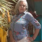 Camisete em Algodão Listras e Bordados com Meias Mangas Azul M