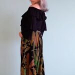 Calça Saruel em Viscose Estampa Folhagens Preto e Verde G