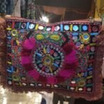 Bolsa Carteira Bordada com Missangas e Espelhos