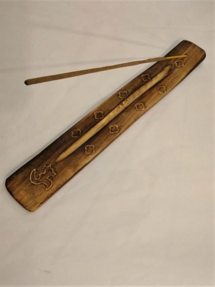 Incensario em Madeira Regua