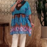 kaftan-media-em-algodao-decote-V-floral-azul8.jpg