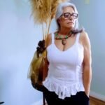 Cropped Ciganinha em Viscose e Renda com Alça Branco