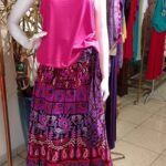 Saia Longa em Viscose Pareô Estampa Mandala Paisleys Lilás e Rosa