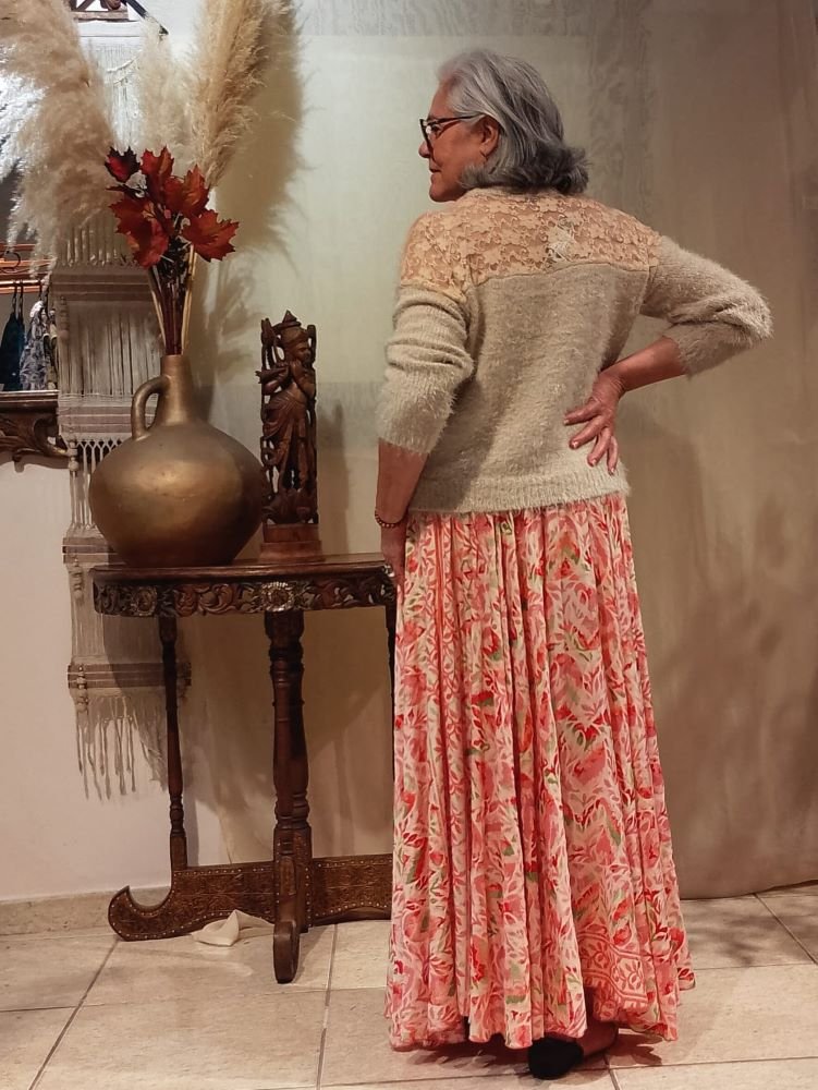 Saia Longa em Seda Indiana Godê com Pala Estampada Salmon