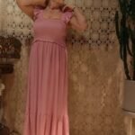 Vestido Longo em Viscose Corpo Lastex Alça Babado Rosa