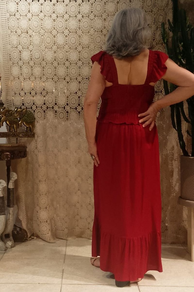 Vestido Longo em Viscose Corpo Lastex Alça Babado Vinho