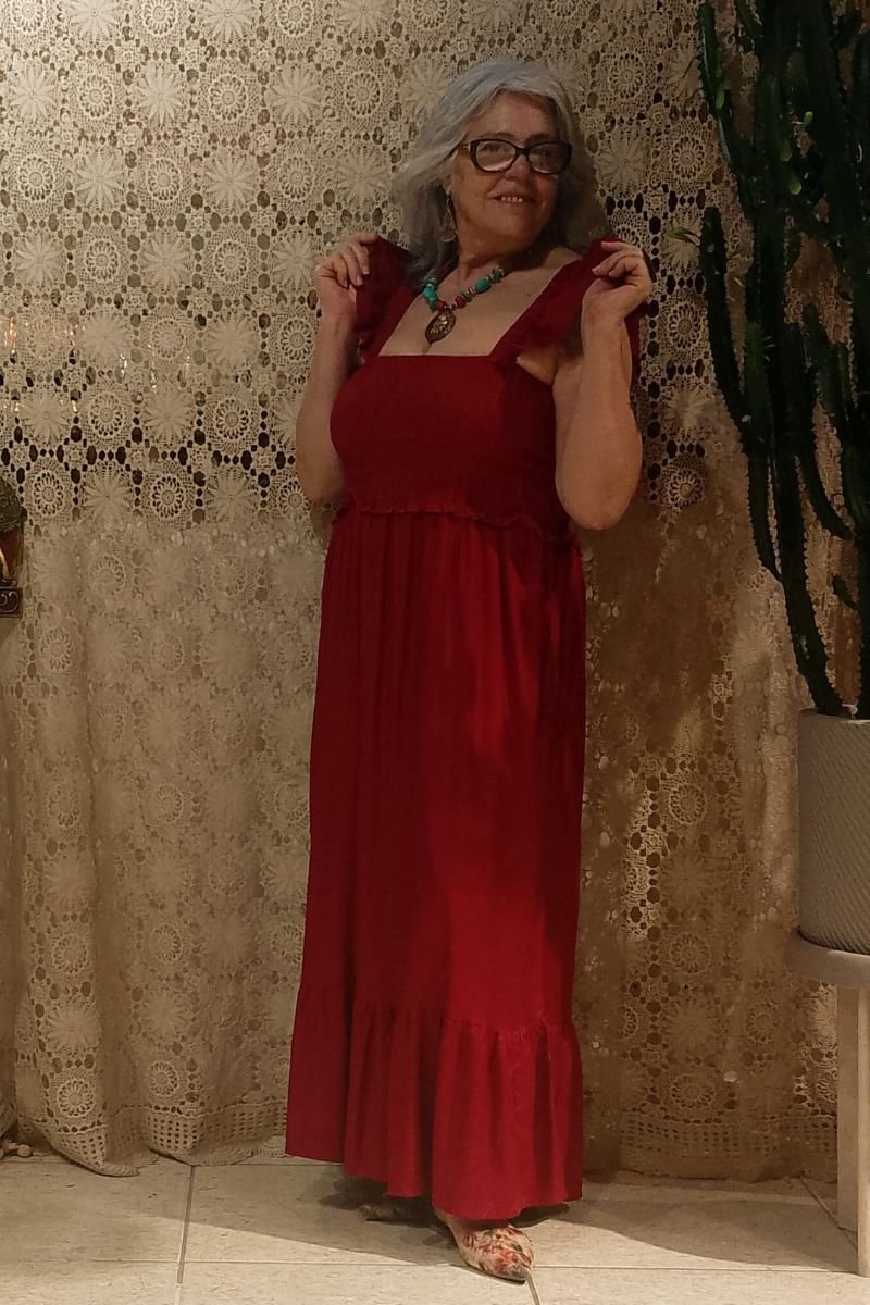 Vestido Longo em Viscose Corpo Lastex Alça Babado Vinho