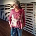 Blusa em Malha de Lã com Mangas Longas Customizada Rosa