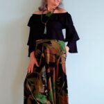 Calça Saruel em Viscose Estampa Folhagens Preto e Verde G