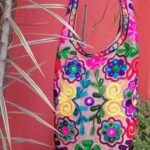 Bolsa em Tecido Estone Tipo Saco Bordado Color em Lã Rosê