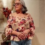 Bata em Viscolinho Ciganinho com Meias Mangas Sino Estampa Rosa M