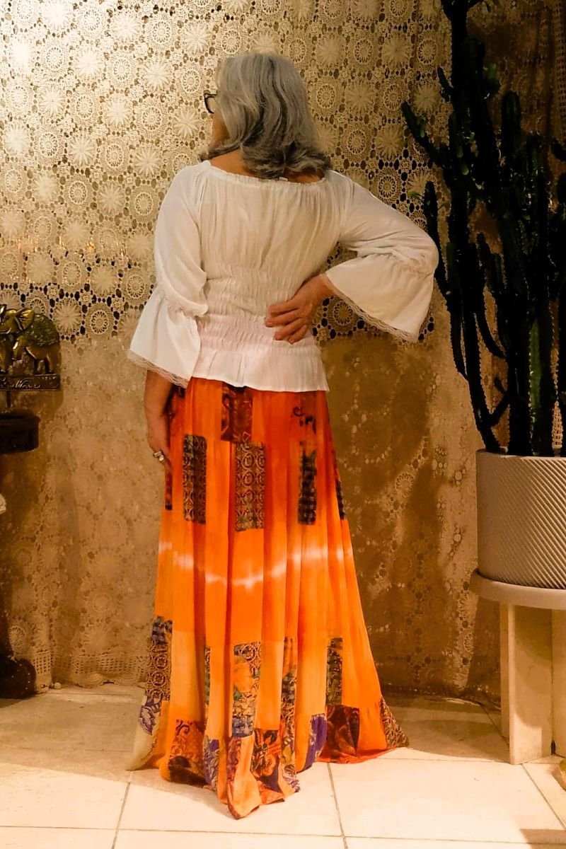 Saia Longa em Viscose Godê Patchwork Estampa e Tie Dye Laranja