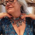 Colar Choker Missangas Azul Claro